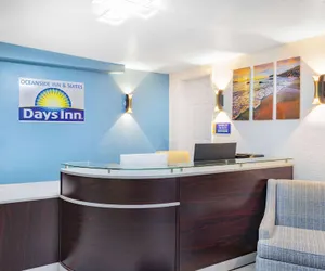 Photo 3 - Oceanside Inn & Suites, a Days Inn by Wyndham