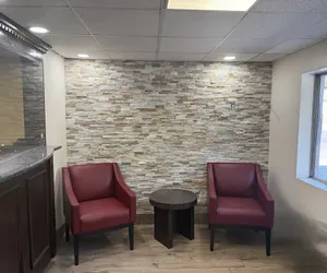 Photo 3 - Red Roof Inn & Suites Swansea