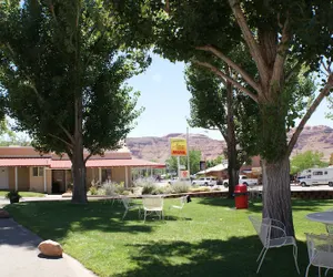 Photo 2 - Adventure Inn & Motel