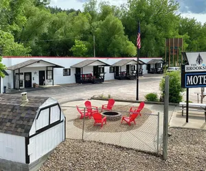 Photo 2 - The Brookside Motel by Belvilla Keystone Near Mt.Rushmore