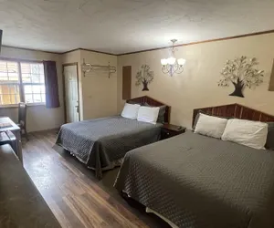 Photo 3 - Cedar Wood Inn