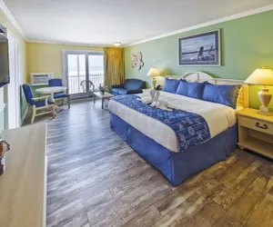 Photo 4 - Drifting Sands Oceanfront Hotel
