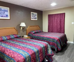 Photo 5 - Golden Inn Dallas by Hotel O