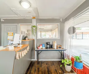 Photo 3 - OYO Holiday Capri Motel & Rv Park