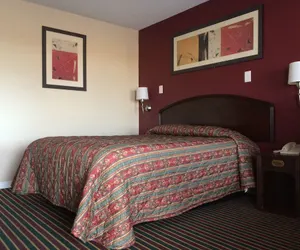 Photo 5 - Regal Motel in Las Vegas, New Mexico