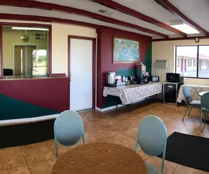 Photo 4 - Regal Motel in Las Vegas, New Mexico