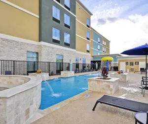 Photo 2 - Homewood Suites By Hilton New Braunfels