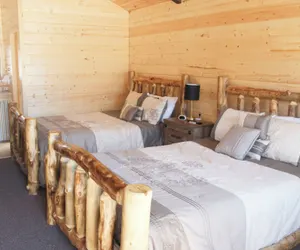 Photo 5 - Bryce Valley Lodging