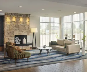 Photo 3 - Fairfield Inn & Suites by Marriott Lincoln Southeast