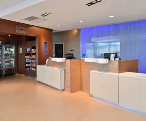 Photo 3 - Fairfield Inn & Suites Sacramento Airport Woodland