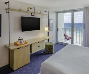 Photo 5 - Plunge Beach Resort