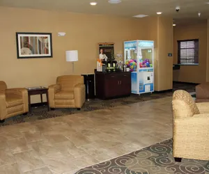 Photo 5 - Cobblestone Hotel & Suites – Devils Lake