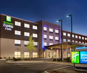 Photo 2 - Holiday Inn Express & Suites Salisbury by IHG