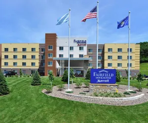 Photo 2 - Fairfield Inn & Suites by Marriott Eau Claire Chippewa Falls