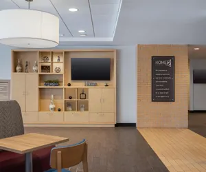 Photo 4 - Home2 Suites by Hilton Milwaukee Brookfield