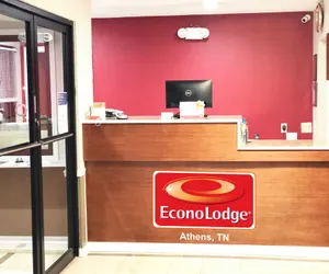 Photo 3 - Econo Lodge