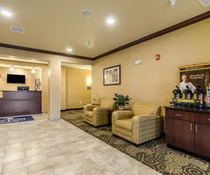 Photo 4 - Cobblestone Hotel & Suites - McCook