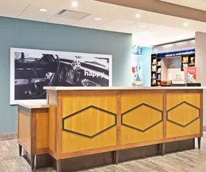 Photo 2 - Hampton Inn & Suites North Huntingdon-Irwin
