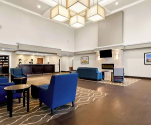 Photo 3 - Comfort Suites Rensselaer near Fair Oaks