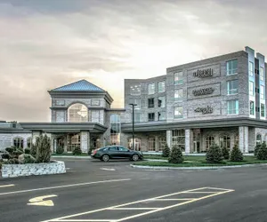 Photo 2 - The Delavan Hotel & Spa
