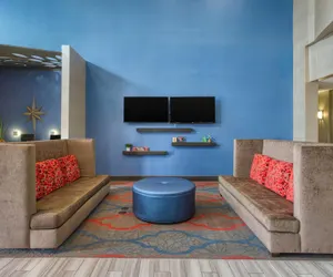 Photo 4 - Best Western Plus Tech Medical Center Inn