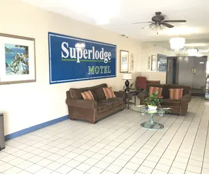 Photo 2 - SuperLodge Motel