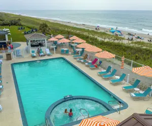 Photo 2 - Crystal Coast Oceanfront Hotel