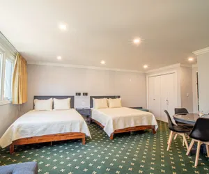Photo 3 - The Niantic Inn