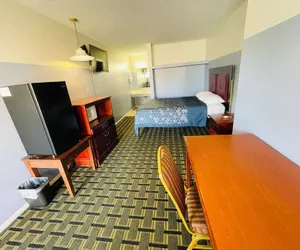 Photo 5 - Americas Best Value Inn Jay