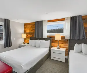 Photo 5 - Lake Placid Inn: Residences