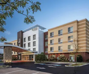 Photo 2 - Fairfield Inn and Suites by Marriott Akron Stow