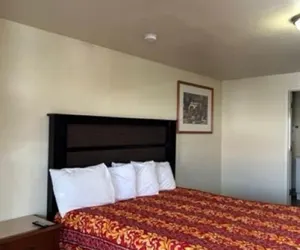 Photo 5 - Travelodge by Wyndham Gallup