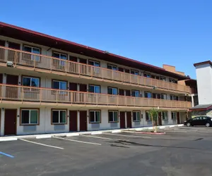 Photo 2 - Sacramento Inn & Suites