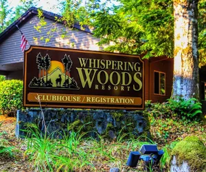 Photo 3 - Whispering Woods Resort