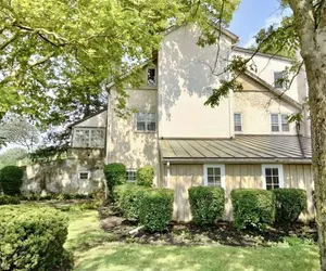 Photo 2 - Duling Kurtz House & Country Inn
