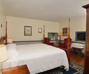 Photo 4 - Duling Kurtz House & Country Inn