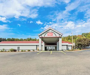 Photo 2 - Red Roof Inn Cambridge, OH