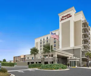 Photo 2 - Hampton Inn & Suites Carolina Beach Oceanfront