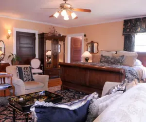 Photo 4 - The Black Walnut B & B Inn