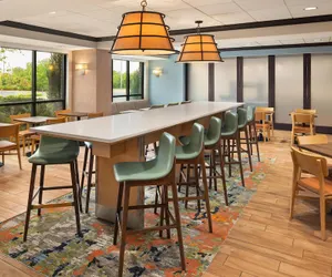 Photo 3 - Hampton Inn Minneapolis-Roseville
