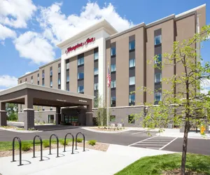 Photo 2 - Hampton Inn Minneapolis-Roseville