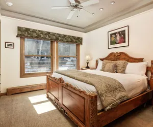 Photo 3 - Durant Condominiums by Frias