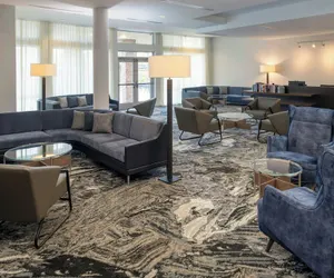 Photo 5 - Courtyard by Marriott Houston City Place