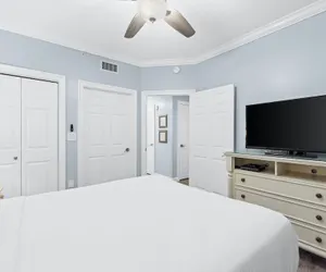 Photo 5 - Boardwalk Beach Resort by Panhandle Getaways