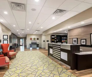 Photo 3 - Hampton Inn Oklahoma City Northeast