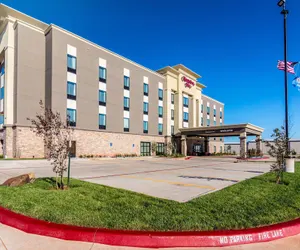 Photo 2 - Hampton Inn Oklahoma City Northeast