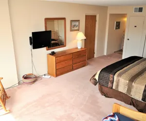 Photo 5 - Summit House 2 bed 2 bath B