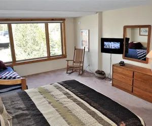 Photo 4 - Summit House 2 bed 2 bath B