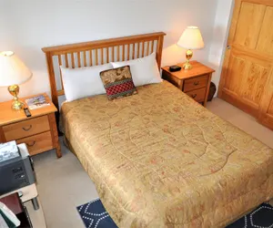 Photo 3 - Forest Park 3 Bed 4 Bath Townhome