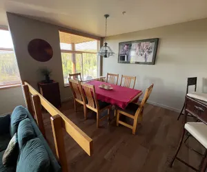 Photo 2 - Forest Park 3 Bed 4 Bath Townhome